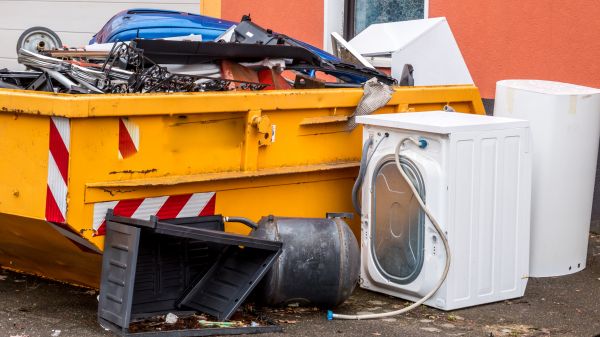 Basement Junk Removal in Englewood