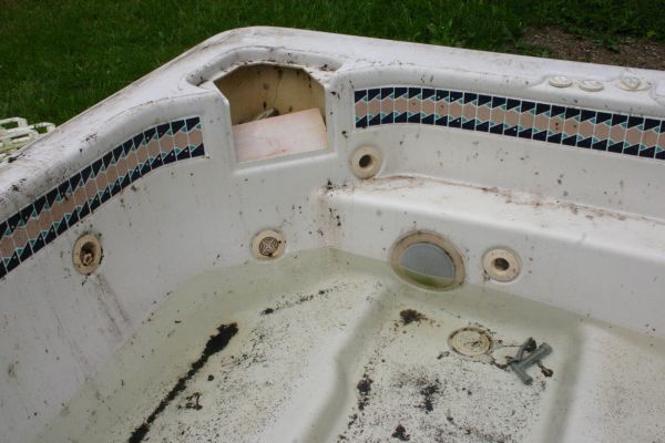 Hot Tub Removal in Englewood