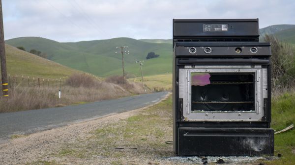 Oven Disposal Service in Englewood